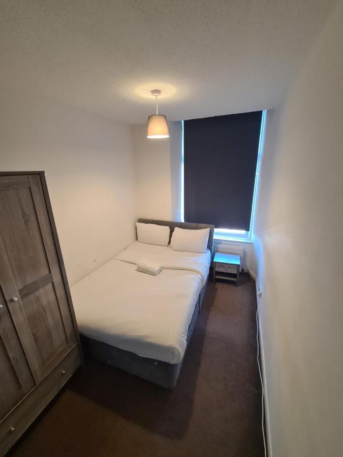 24Hr Self Check In Apartment Central Барнслі Екстер'єр фото