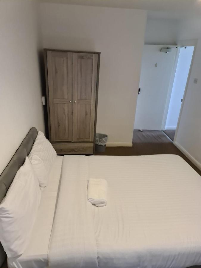 24Hr Self Check In Apartment Central Барнслі Екстер'єр фото