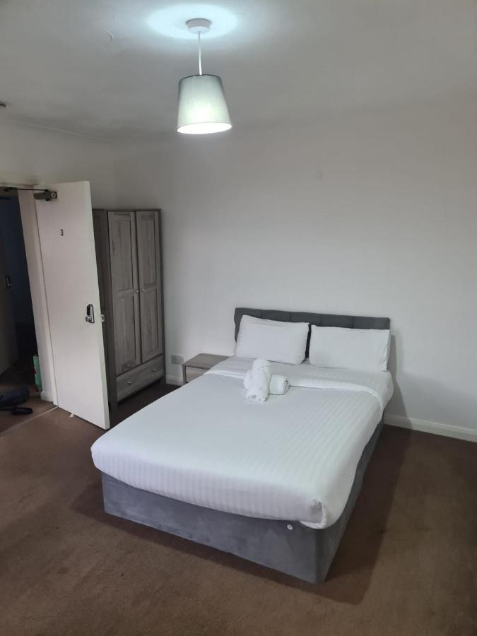 24Hr Self Check In Apartment Central Барнслі Екстер'єр фото